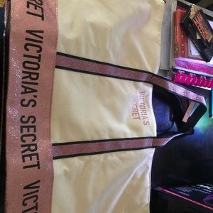 Victoria’s Secret LARGE TOTE!